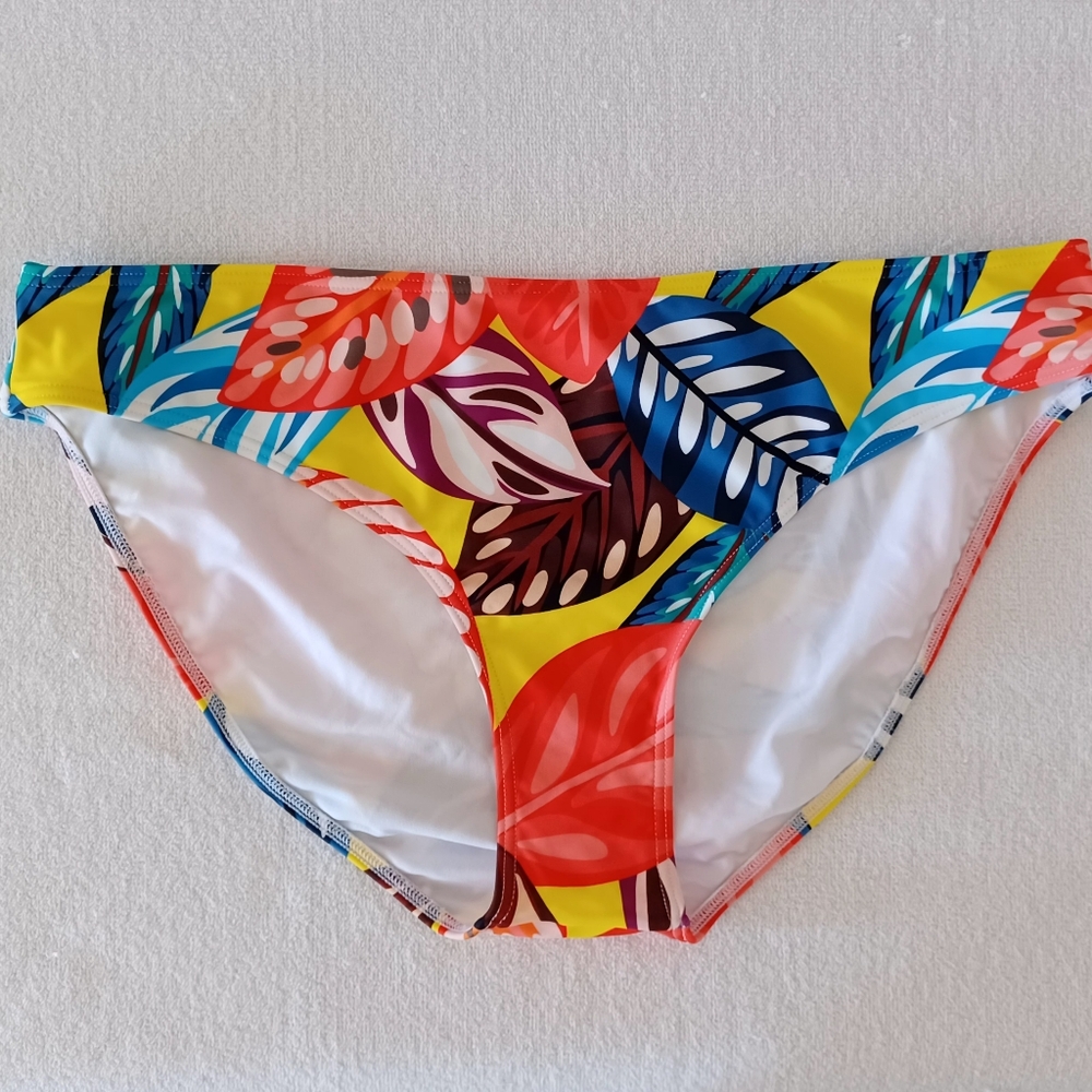 VENUS Havana Brights Bikini Bottom, size 18